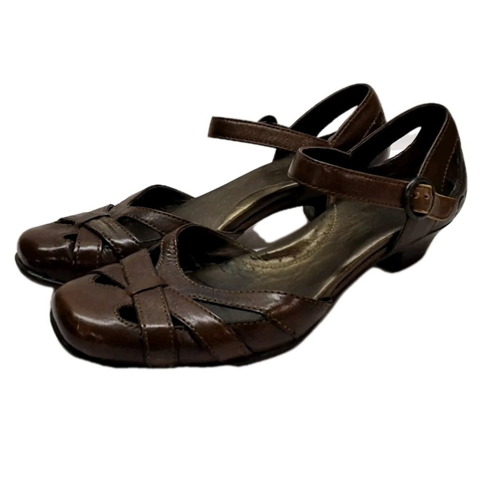 Born Brown Women's Heels